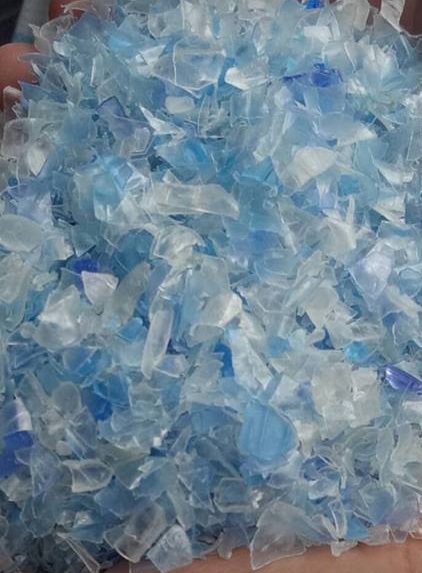 HOT Washed PET Bottle Flakes Scrap - Image 2